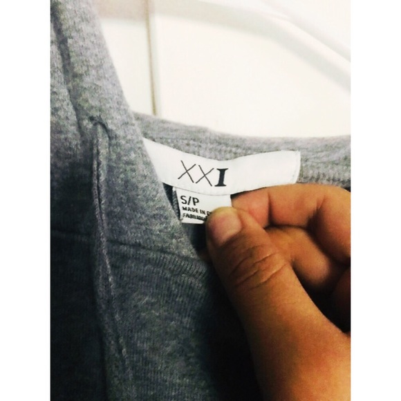 Forever 21 Basic grey hoodie - Picture 2 of 2